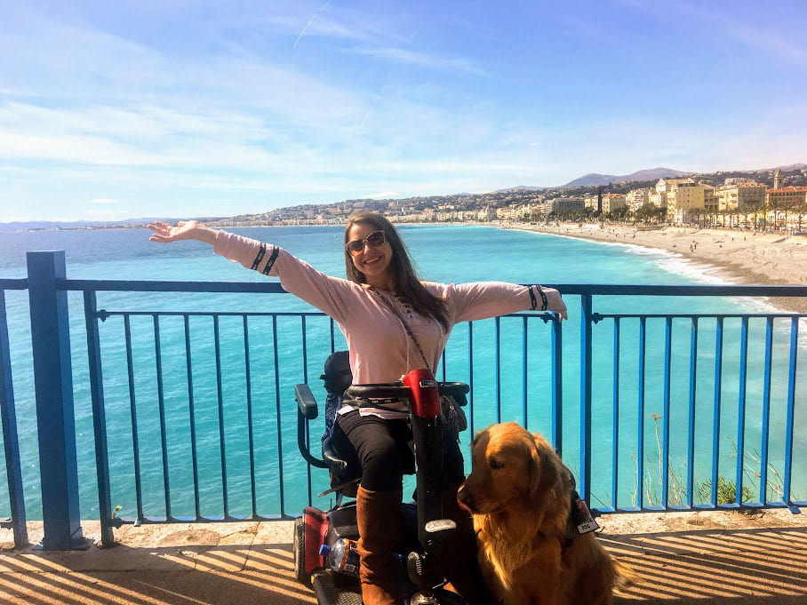 Jacquie Kelley '20 and Moose in Nice, France