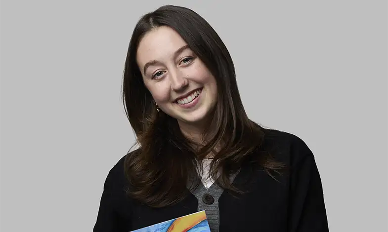 Portrait of Ella Bloom