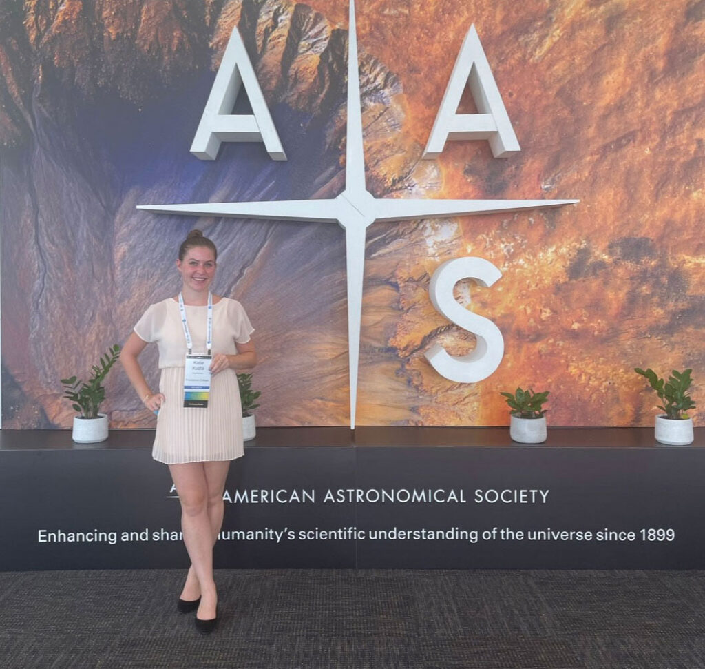 Katie Kudla '24 presented her astrophysics research at the American Astronomical Society’s 240th meeting in Pasadena, California.