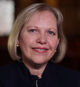 Donna Cupelo, retired vice president at Verizon, will receive an honorary degree at the Providence College commencement.
