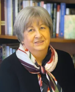 Patricia Slonina Vieira '75