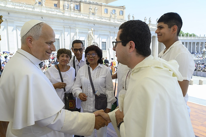 Pope Leo with Rev. Daniel Arteaga, O.P. '19