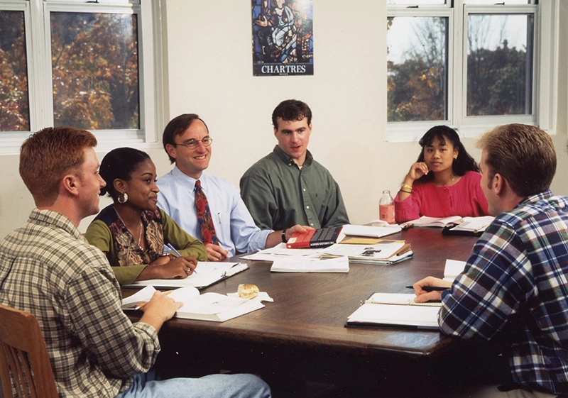 Dr. Lena teaching a seminar-style course.