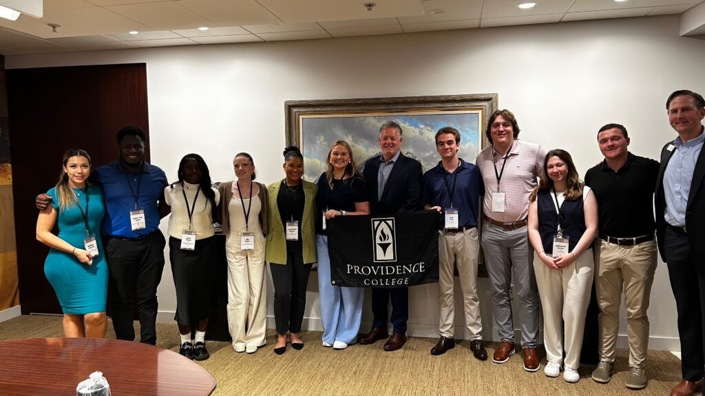 Students with Jeff Conroy ’88, a healthcare entrepreneur and CEO of the Operator Relief Fund